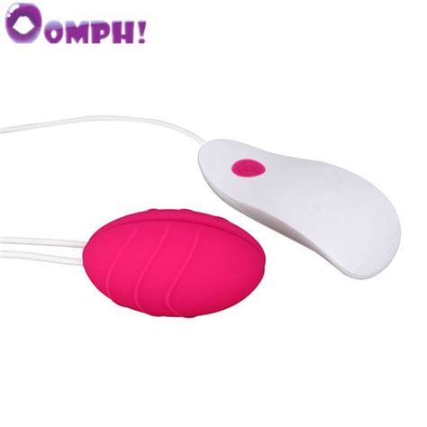 Oomph Battery Operated Dual Motor Vibration Sex Toy Remote Control