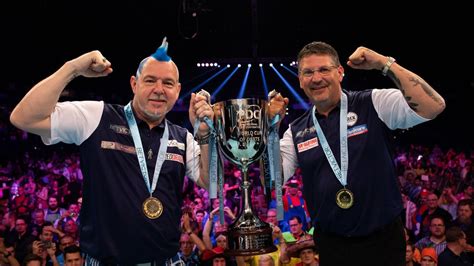 world cup  darts results scotlands gary anderson  peter wright win  title
