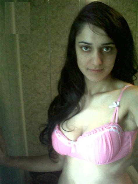 hot pakistani women nude pictures