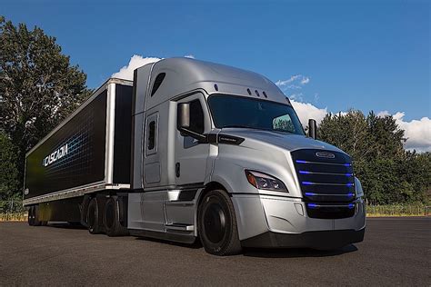 daimler reveals testing areas  freightliner electric trucks