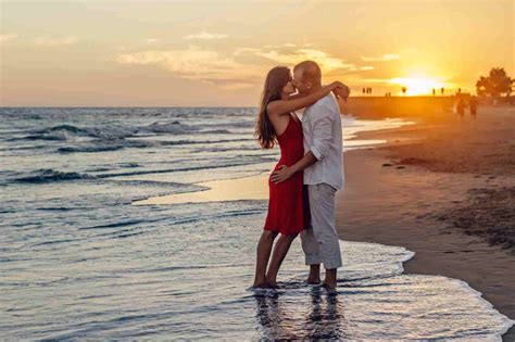 15 Unique Romantic Date Ideas For Couples Honeymoon Bug Plan Your