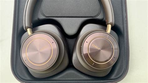 Dalis New Wireless Headphones Are Hi Res Audio Stunners With One