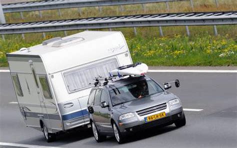 anwb niet de weg op met caravan  aanhanger dagblad van het noorden