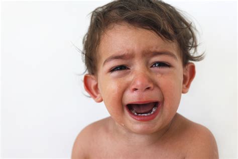 baby  child cry  sarah ockwell smith