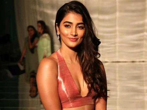 Pooja Hegde S Lovely Message To Tamil Fans Went Completely Wrong