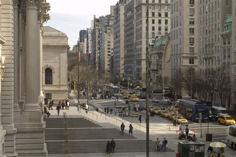 filephotograph   avenue   metropolitannew york cityjpg wikimedia commons