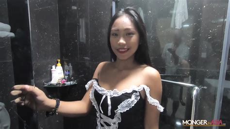 Sexy Filipina Maid Shows Striptease In The Shower Anysex