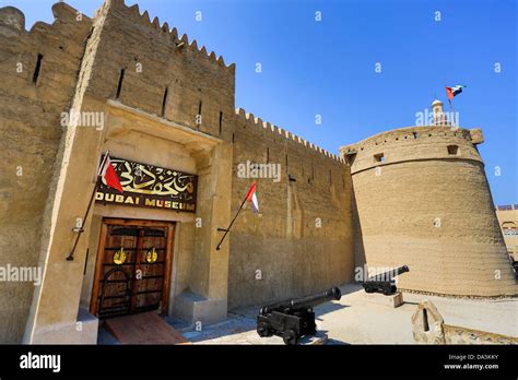 emiratos arabes unidos eau dubai ciudad antigua dubai fort arquitectura emirates fort