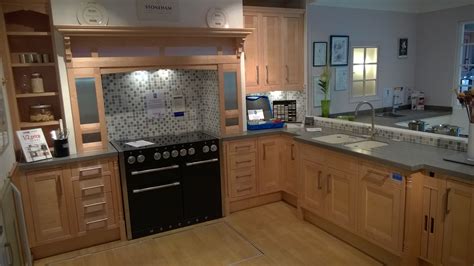 display kitchens leicester dewhirst kitchens