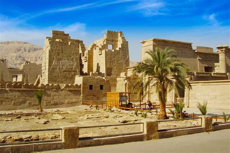 medinet habu mortuary temple  ramses iii egypt tours portal