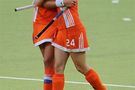 Dutch Women S Field Hockey Advances To Gold Medal Match On Thrilling