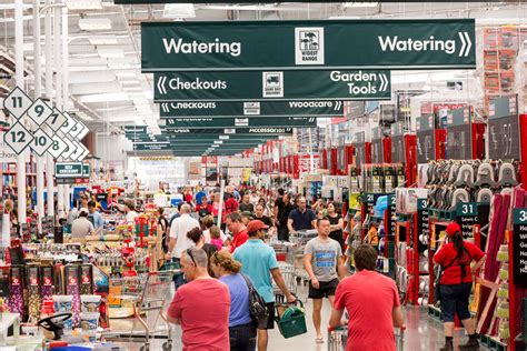 bunnings starts  tech trials  study  strategy hardware software itnews