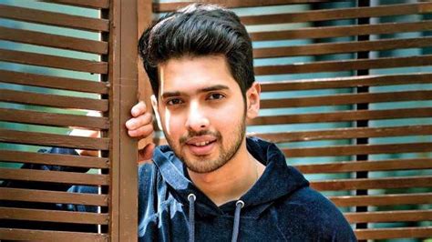 armaan malik   build  fan base    fake