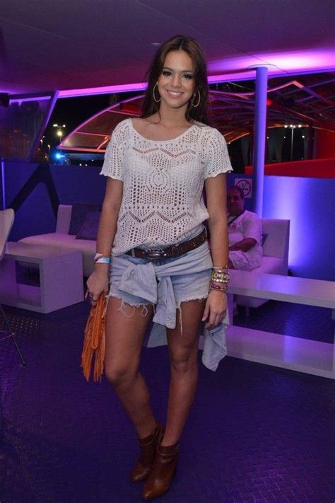 bruna marquezine curte mais um dia de rock in rio vim ver john mayer roupa para churrasco