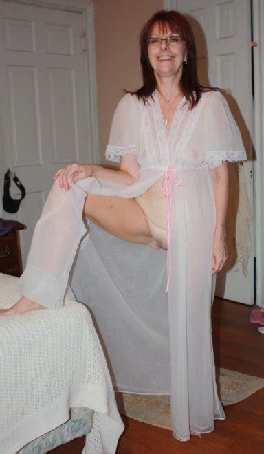 Clothing Pink Dress Leg Porn Pic Eporner