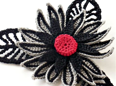 crochet brooch fiber brooch irish crochet pin gothic pin daisy