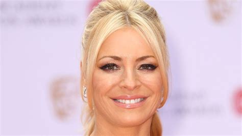 Strictly S Tess Daly Sends Fans Wild In All White Outfit For First