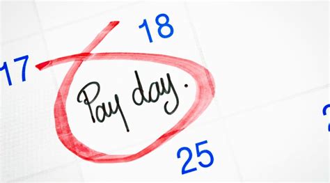 whats   common pay period  employees workful