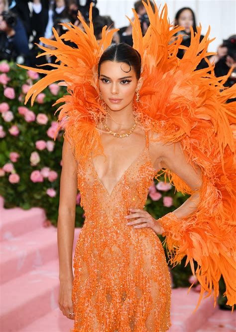 kendall jenner s 2019 met gala dress was so extra and i m honestly so