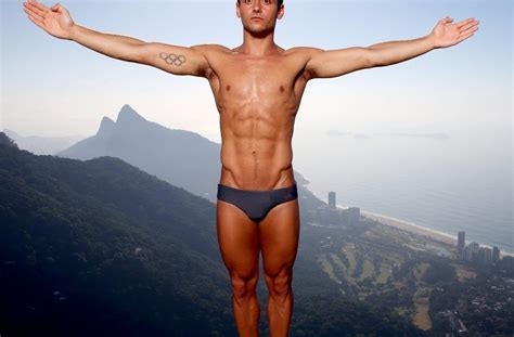 Womelifeissues S Blog Video Olympic Medalist Tom Daley