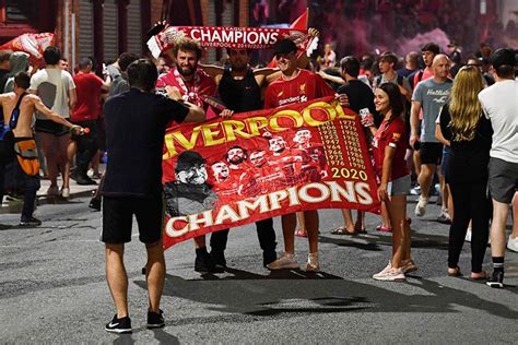 jubilation as liverpool win premier league to end 30 year