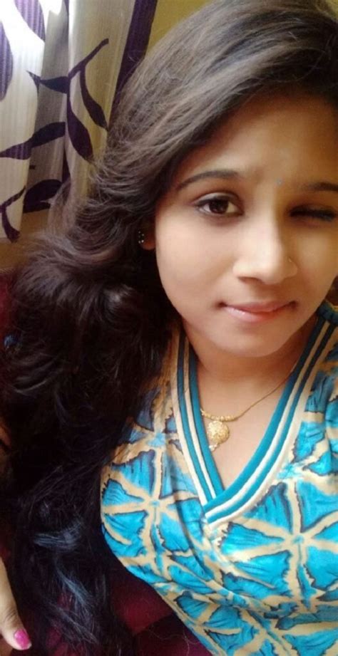 Indian Sexy Tamil Beautiful Gf Selfie Pics Femalemms