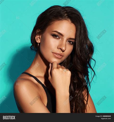 Young Sexy Slim Tanned Image And Photo Free Trial Bigstock