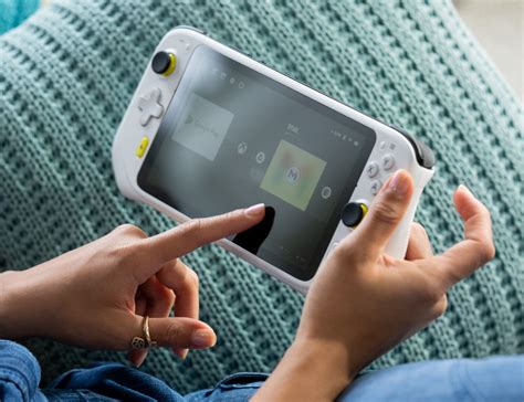logitechs  cloud gaming handheld arrives today   obscene price tag