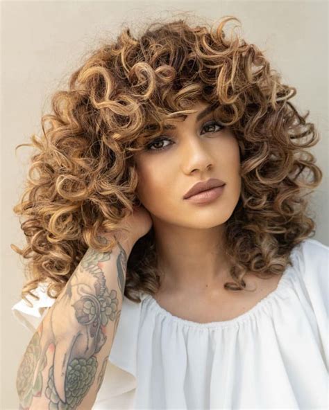 37 Trending Curly Hairstyles For Women To Try In 2023