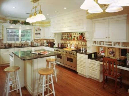 decorate  shaped kitchens