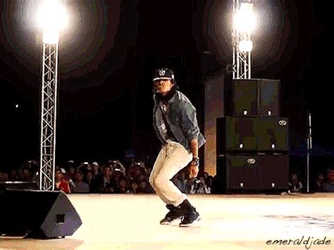 dance dancing find and share on giphy