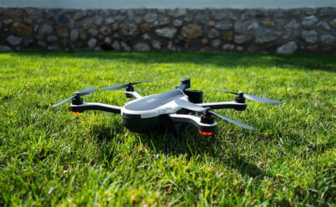 gopro retira su drone karma por problemas  ocasionan  pierda energia en pleno vuelo