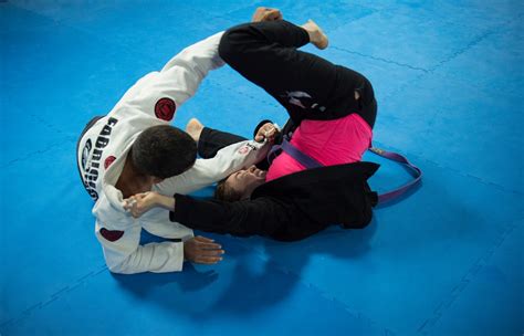 these jordanian sisters embarrassed their father for loving jiujitsu