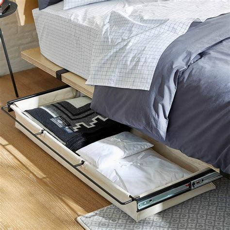 bed storage   solutions  maximize   bobby berk