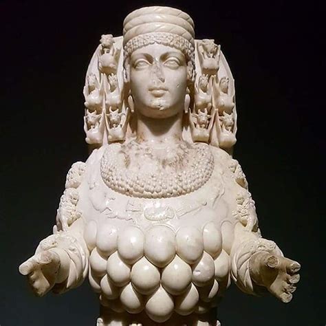 Beautiful Artemis Statue In Ephesus Museum The Temple
