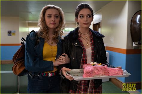 otis and maeve are back in business for netflix s sex