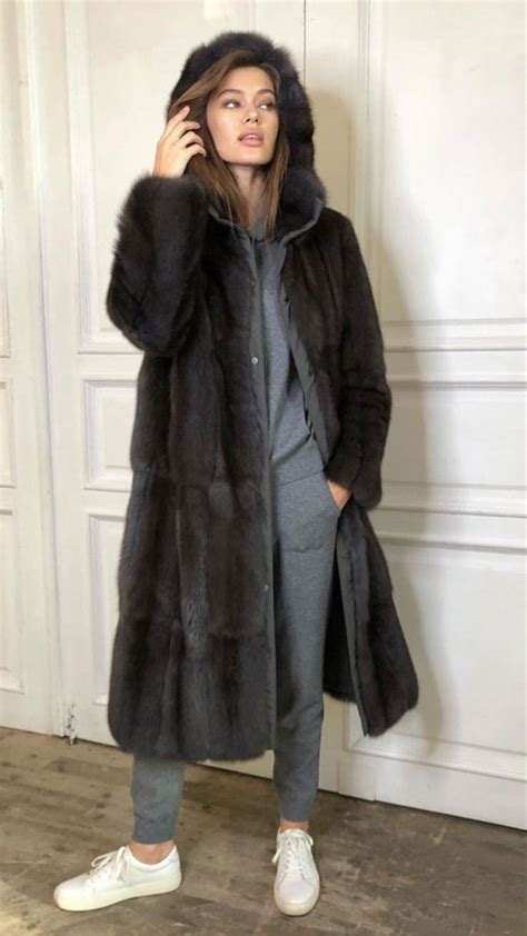 pin by furs lover on sable in 2020 fur coat fashion coat