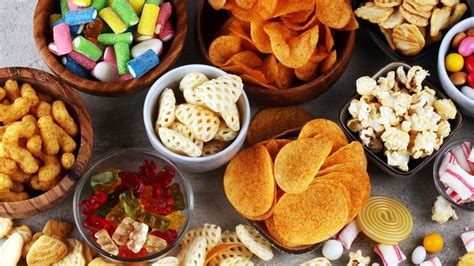 popular junk food  america  data shows eat