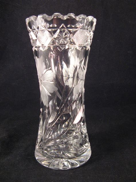 Vintage Small Lead Crystal Cut And Etched Flower Vase 6 From