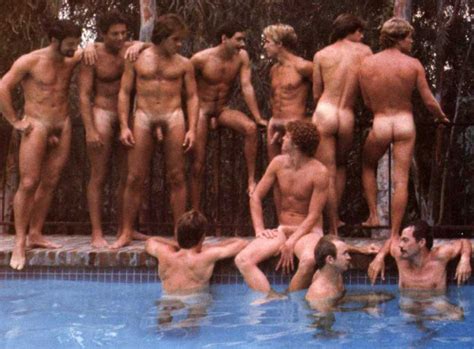 nude male swimming holes