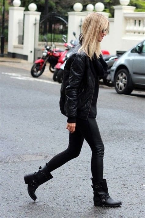 love  black fall boots outfit motorcycle boots
