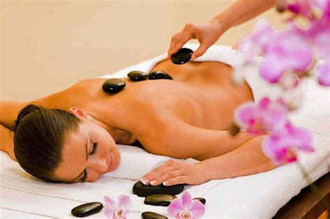hot stone massage at bliss beauty spa leeds