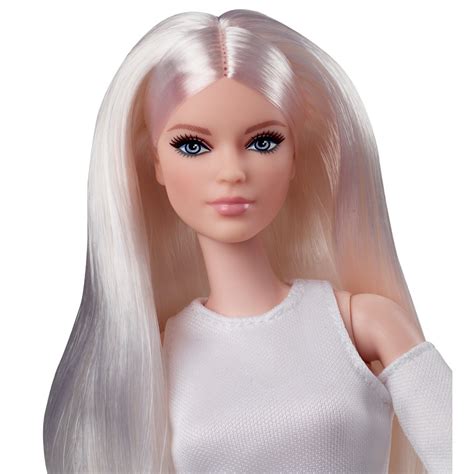 Signature Barbie Looks Puppe Tall Blond Barbie Fcw Ch