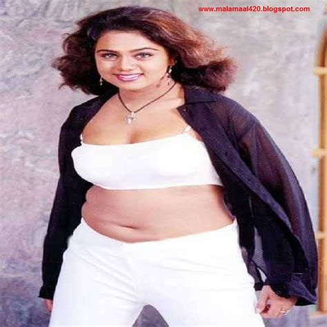 Nesha Jawani Ki Abinayasri In Hot Tight White Bra Hot