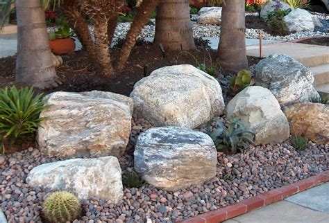 boulders  large landscape rocks homesfeed