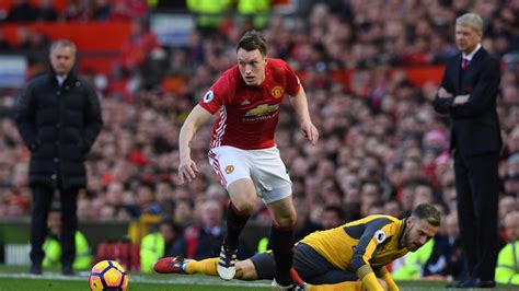 man utd   arsenal match report highlights