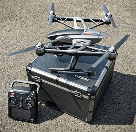 yuneec   typhoon quadcopter drone rtf  aluminum case  cgo camera camera photo