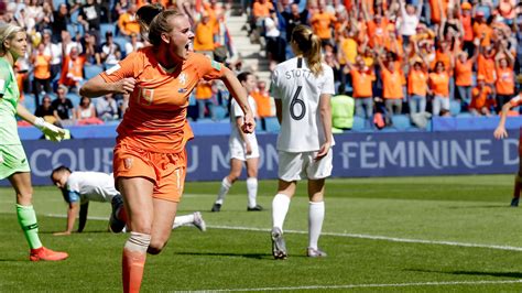 women s world cup 2019 roord breaks new zealand hearts to hand dutch