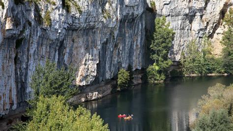 parc naturel regional des causses du quercy vallee de la dordogne tourisme rocamadour