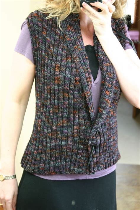 ravelry seamingly simple vest  susan cochran knit vest pattern